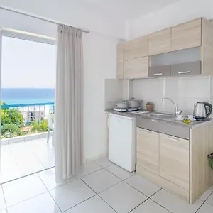 Roditsa Patritsia Aparthotel Polychrono